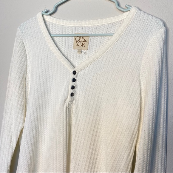 Chaser ivory waffleknit button cuff long sleeve - Picture 3 of 8